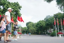 Dịp nghỉ lễ Quốc khánh 2/9 năm nay, thời tiết Thủ đô được dự báo ngày oi nóng.