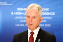 Ngài Ernst Noorman, Đại sứ lưu động về an ninh mạng, Trưởng đoàn Hà Lan tại Lễ ký Công ước Hà Nội