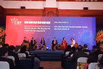 Các diễn giả thảo luận tại Diễn đàn quốc gia thường niên Văn hoá với doanh nghiệp 2021