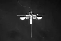 Robot tí hon "nhảy lò cò" trên nhiều địa hình phức tạp