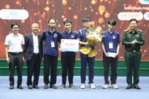 Đội KMA.Orange đến từ Học viện Kỹ thuật Mật mã đã đạt giải cao nhất của cuộc thi năm nay
