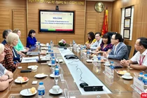 Lãnh đạo Trường Đại học Y Hà Nội làm việc với phái đoàn lãnh đạo cấp cao của Đại học Queensland về hợp tác trong đào tạo và nghiên cứu khoa học y tế