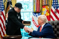 Tỷ phú Elon Musk và Tổng thống Donald Trump