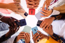 Tin công nghệ 23/5: Mỹ bác quyền tự do phát ngôn của chatbot; ông Trump tổ chức tiệc tiền mã hóa