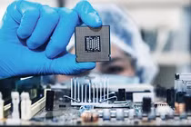 Chính phủ ban hành chiến lược phát triển công nghiệp bán dẫn với công thức đặc biệt