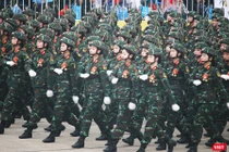 Khối nữ chiến sĩ Thông tin. Ảnh: Xuân Phú