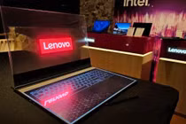 Mẫu laptop màn hình trong suốt của Lenovo (ảnh CNBC)
