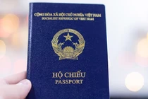Bắt đầu từ quý 4/2022, hộ chiếu phổ thông của Việt Nam sẽ được gắn chip điện tử