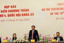 Tổng Thư ký, Chủ nhiệm Văn phòng Quốc hội Bùi Văn Cường chủ trì buổi họp báo