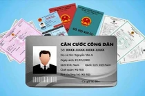 Thay vì sử dụng sổ hộ khẩu, người dân chỉ cần căn cước công dân gắn chip để khi làm các thủ tục hành chính