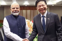 Thủ tướng Singapore Lawrence Wong (bên phải) chào đón Thủ tướng Ấn Độ Narendra Modi vào ngày 5 tháng 9 tại Singapore