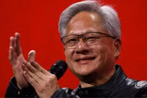 CEO của Nvidia, Jensen Huang, tham dự một sự kiện ở Paris vào tháng 6. Ảnh: SCMP.