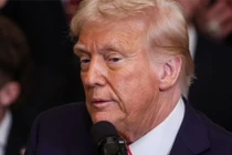 Ông Donald Trump ra lệnh thành lập quỹ đầu tư quốc gia của Mỹ. Ảnh: Reuters.