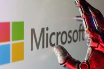 AI giúp Microsoft tiết kiệm tới 500 triệu USD. Ảnh: Reuters.