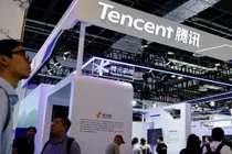 Tencent có thể tận dụng danh mục dịch vụ Internet phong phú của mình, bao gồm cả WeChat tại thị trường mới. Ảnh: Nikkei Asia.