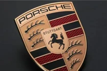 Porsche quyết định tập trung phát triển công nghệ cho xe điện tương lai. Ảnh: Interest Engineering.