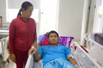 Bệnh nhân Lê Phước K đang điều trị tại Bệnh viện Đà Nẵng (ảnh Bệnh viện Đà Nẵng cung cấp)