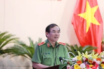Thiếu tướng Vũ Xuân Viên-Giám đốc Công an TP Đà Nẵng trả lời chất vấn đại biểu HĐND tại phiên chất vấn diễn ra sáng 11/7