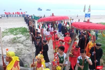 Một góc lễ hội Cầu ngư truyền thống tại Đà Nẵng