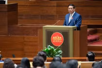 Thủ tướng Phạm Minh Chính báo cáo kết quả thực hiện kế hoạch phát triển kinh tế - xã hội năm 2023 và dự kiến kế hoạch phát triển kinh tế - xã hội năm 2024.