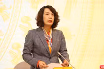 Thứ trưởng Nguyễn Thị Liên Hương thừa nhận thủ tục chuyển tuyến bảo hiểm y tế còn gây phiền hà, phát sinh tiêu cực, xin - cho.