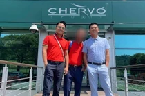 Hình ảnh Hồng Đăng, Hồ Hoài Anh trong thời gian cuối tháng 6 tại châu Âu. Ảnh: FBNV 