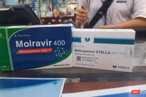 Thuốc kháng virus Molnupiravir được bán tại nhiều hiệu thuốc khu vực TP.HCM và Hà Nội 