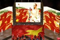 Lần đầu tiên sẽ có hoạt động thả khinh khí cầu kéo đại kỳ (1.800 m) mừng Quốc khánh diễn ra lúc 8h sáng ngày 2/9 tại khu vực hầm sông Sài Gòn