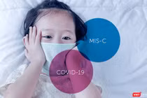 Trẻ em mắc hội chứng MIS-C cần được theo dõi chặt chẽ. Ảnh: HCDC 
