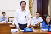 Ông Phan Văn Mãi, Chủ tịch UBND TP.HCM phát biểu tại Hội nghị sáng 12/7