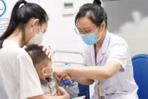 Bệnh viện ở “tâm dịch” sởi chuyển đổi mô hình điều trị