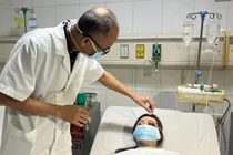 Cảnh báo: Tai biến mù mắt do tiêm filler làm đẹp không an toàn