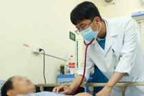 Đột quỵ mùa nắng nóng, chuyên gia chỉ cách nhận biết và xử trí