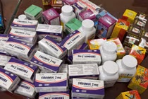Cảnh báo thuốc giả lan qua mạng xã hội, Bộ Y tế kiến nghị siết quản lý