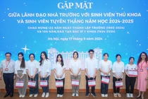 Trường Đại học Y Hà Nội gặp mặt các “anh tài” vừa được tuyển thẳng