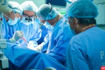 Bệnh viện Hữu nghị Việt Đức lập kỷ lục với 21 ca ghép tạng trong 6 ngày 
