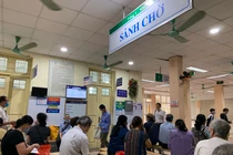 Người dân có thể gửi ý kiến phản ánh, kiến nghị về Sở Y tế Hà Nội nếu gặp những vướng mắc cụ thể trong thực hiện quy định hiện hành, do hành vi chậm trễ, gây phiền hà gây nên