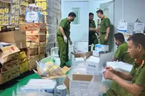 Bộ Y tế siết an toàn thực phẩm: Sửa luật, tăng phạt, truy tận gốc hàng giả