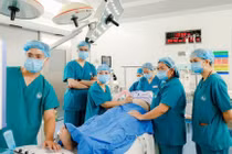 Bộ trưởng gửi Thư khen 2 bệnh viện can thiệp thành công ca dị tật tim bào thai cho sản phụ Singapore