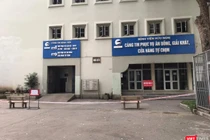 Phong tỏa nhà ăn của BV Hữu Nghị và cách ly khẩn cấp các nhân viên của Công ty TNHH Trường Sinh làm việc tại đây (ảnh: Thu Thủy)