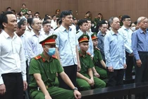 Không thể ca ngợi việc trả lại tiền đã chiếm đoạt - sự thật cần được nhìn thẳng