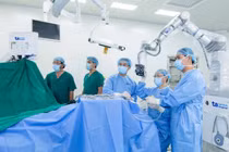 Đột phá chính sách y tế: Kết hợp công – tư, hướng tới hệ thống hiện đại và bền vững