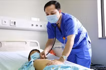 Cháu bé 4 tháng tuổi ở Hà Nội mắc lao, nhiều người thân bất ngờ vì cũng mắc bệnh này