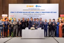 Pfizer và VNVC ký kết biên bản ghi nhớ hợp tác sản xuất vắc xin chất lượng cao 