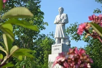 Hải Thượng Lãn Ông Lê Hữu Trác 