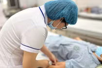 Hiểu đúng về khám chữa bệnh bằng BHYT, khám theo yêu cầu để không mất quyền lợi