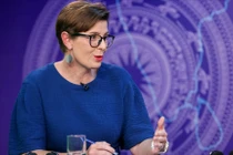 Cấm thuốc lá điện tử, nung nóng cho tác động tích cực, WHO và ĐBQH đề nghị luật hóa cấm kinh doanh