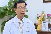 Nguyên Giám đốc Bệnh viện Bạch Mai Nguyễn Quang Tuấn sẽ thực hành tại Bệnh viện Hữu Nghị