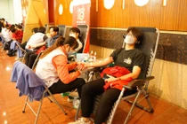 Vướng mắc trong mua sắm đấu thầu, Bệnh viện Huyết học - Truyền máu TP. Cần Thơ đã không thể đi tiếp nhận máu tại các tỉnh, do đó, không có chế phẩm máu cung cấp cho các BV.