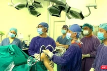 Mỗi ca phẫu thuật ở BV Việt Đức đều cần nhiều xét nghiệm